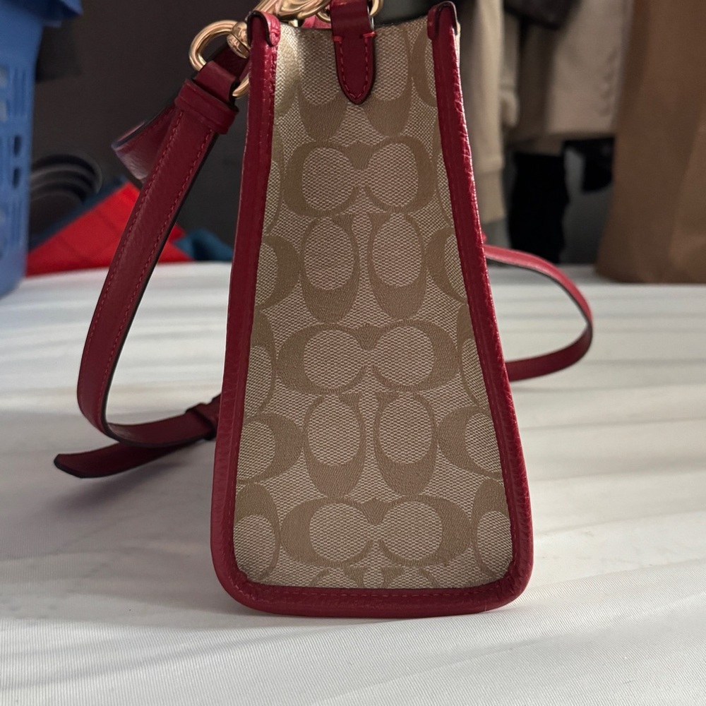 Coach Lunar New Year Dempsey Carryall Bag Rabbit and Carriage - Picture 3 of 8